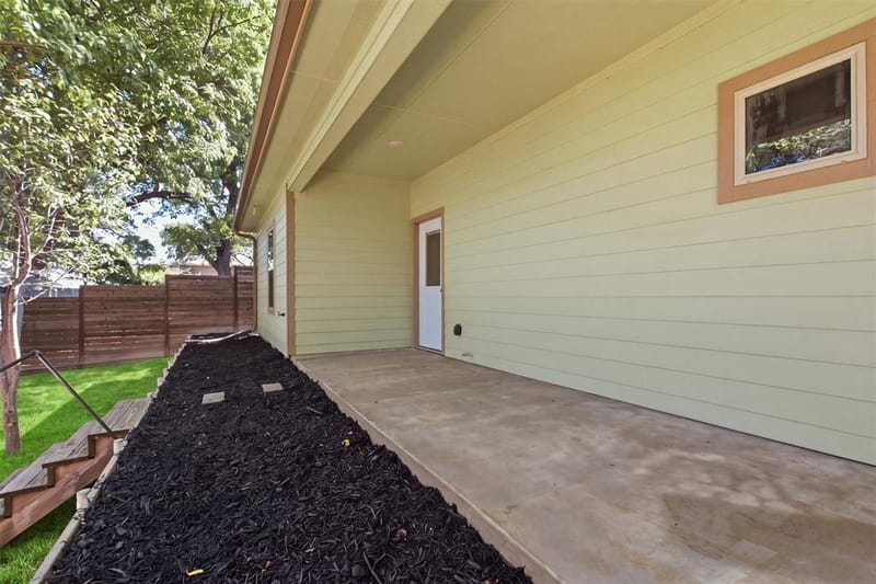 2617 Ripple Road, Dallas TX 75241 - Photo 26