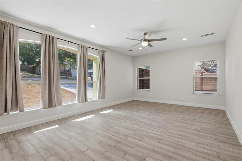2617 Ripple Road, Dallas TX 75241 - Photo 10