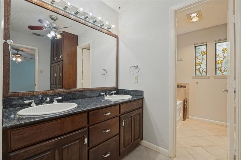 5725 Trails Edge Court, Arlington TX 76017 - Photo 15