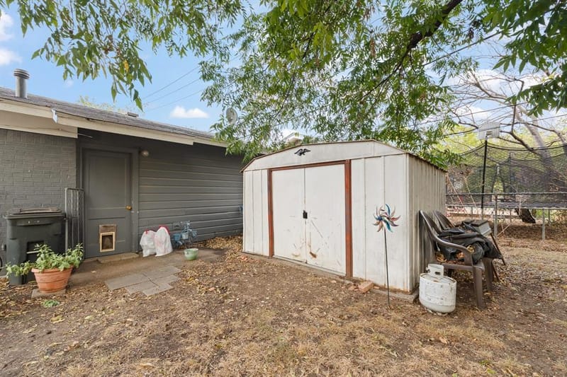 508 NW Newton Drive, Burleson TX 76028 - Photo 27