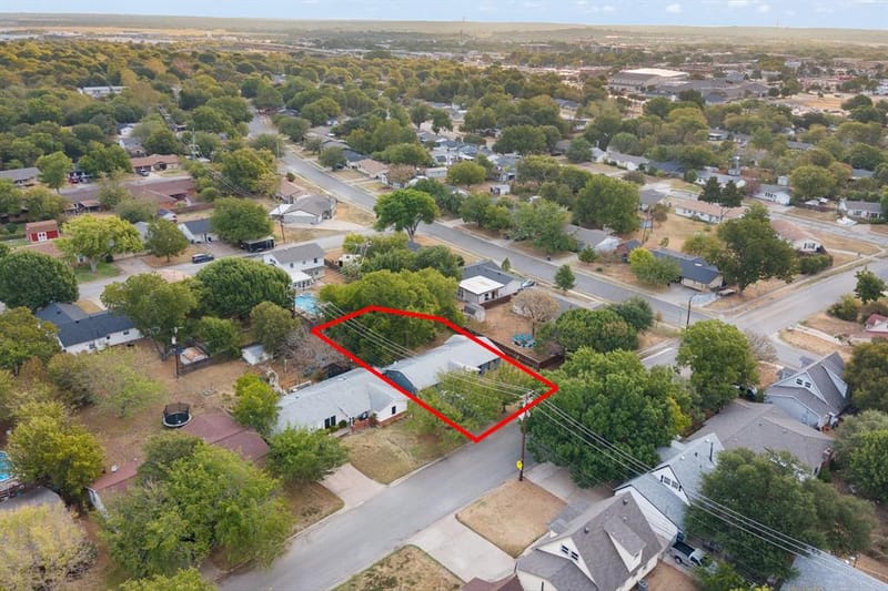 508 NW Newton Drive, Burleson TX 76028 - Photo 25