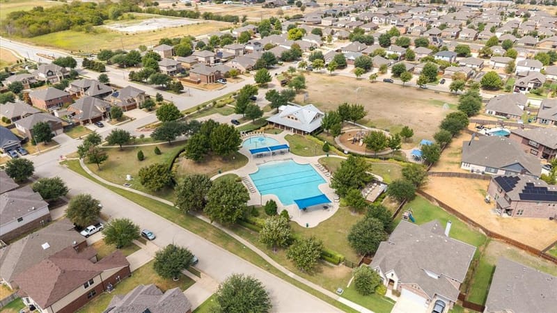 637 Ridgewater Trail, Fort Worth TX 76131 - Photo 32