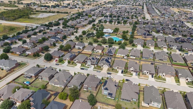 637 Ridgewater Trail, Fort Worth TX 76131 - Photo 31