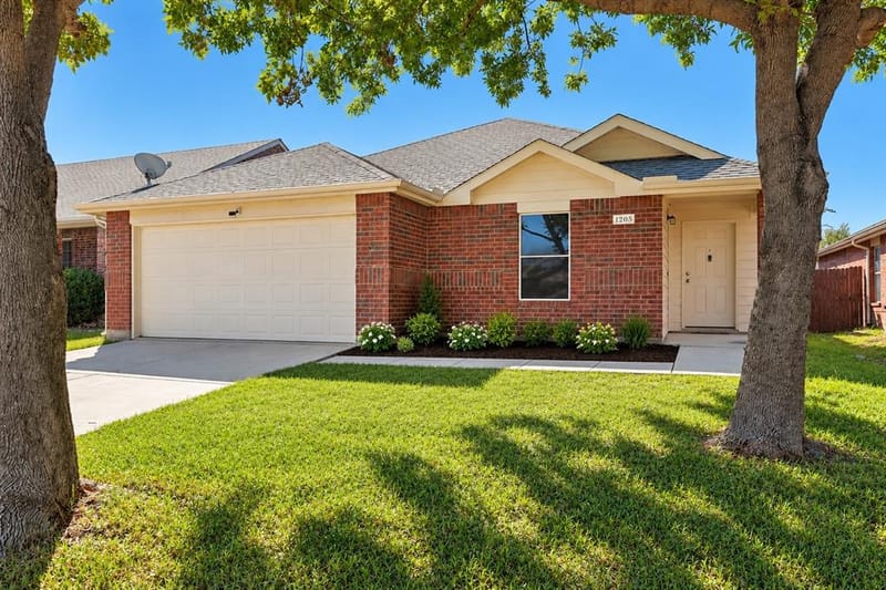 1205 Bellevue Drive, Princeton TX 75407 - Photo 2
