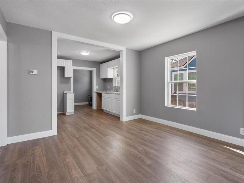 2736 Marigold Avenue, Fort Worth TX 76111 - Photo 9