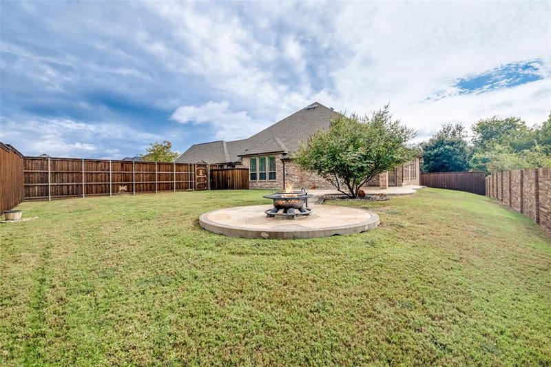 8303 Lake Valley Court, Rowlett TX 75089 - Photo 23