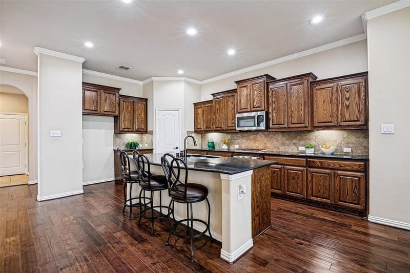 8303 Lake Valley Court, Rowlett TX 75089 - Photo 9