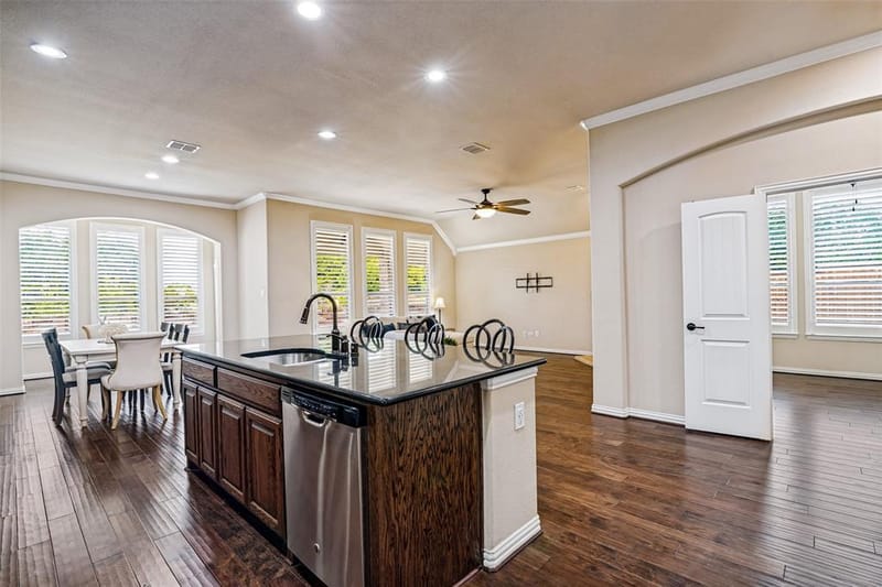 8303 Lake Valley Court, Rowlett TX 75089 - Photo 8