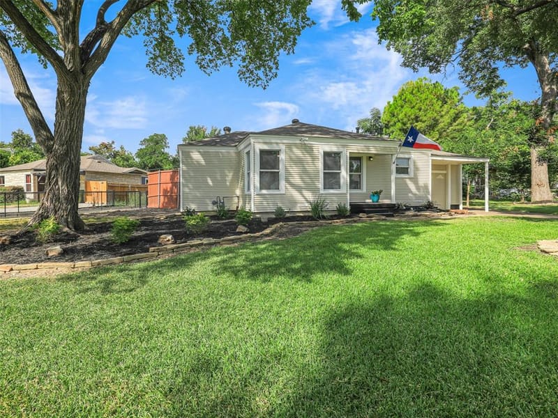 1502 Resistol Road, Garland TX 75042 - Photo 30
