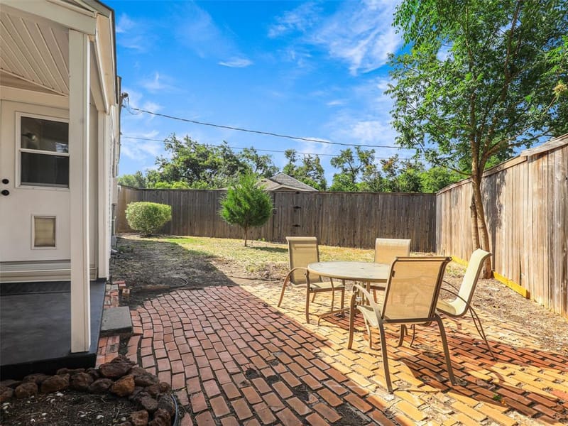 1502 Resistol Road, Garland TX 75042 - Photo 34