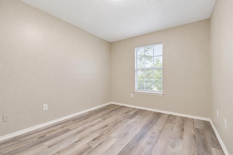 2040 Garden Crest Lane, Dallas TX 75232 - Photo 12