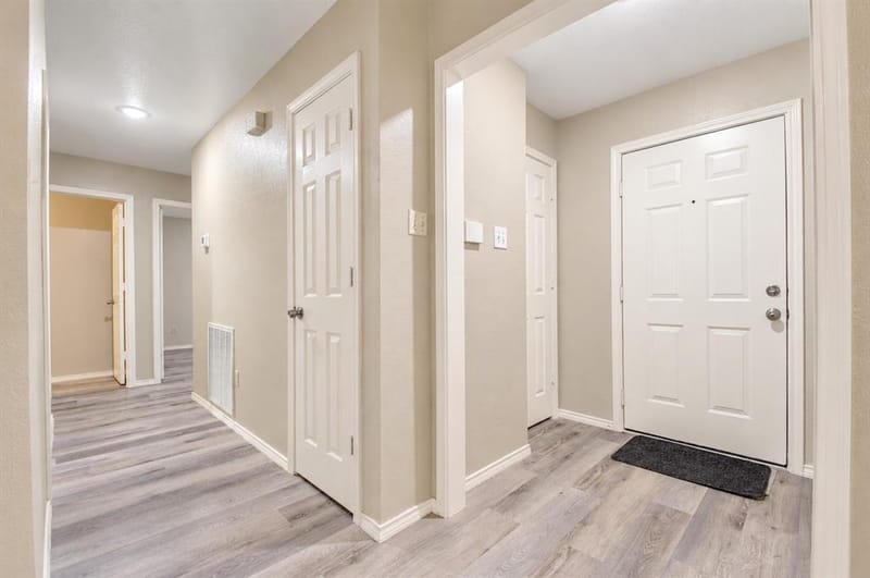 2040 Garden Crest Lane, Dallas TX 75232 - Photo 9