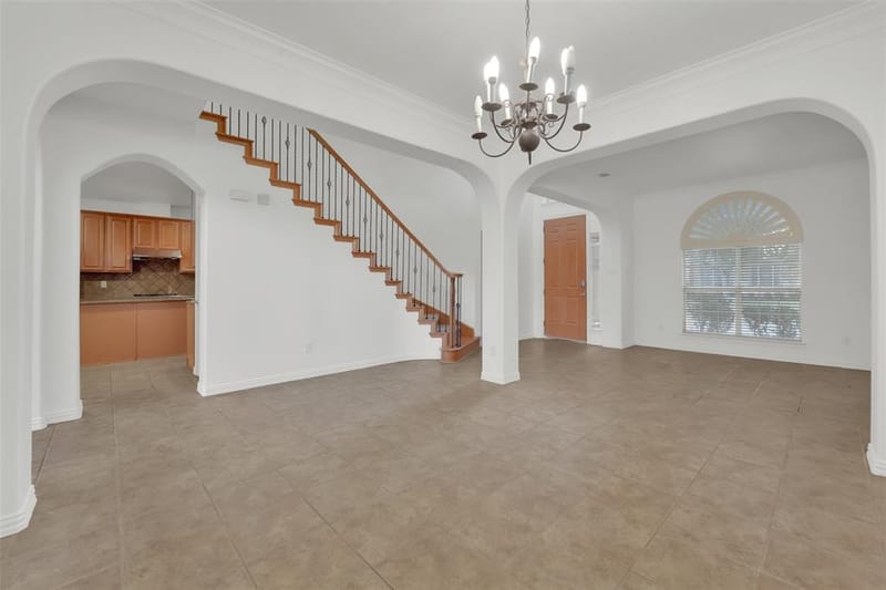 701 Walnut Bend Drive, Mansfield TX 76063 - Photo 5