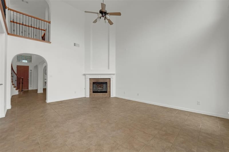 701 Walnut Bend Drive, Mansfield TX 76063 - Photo 11