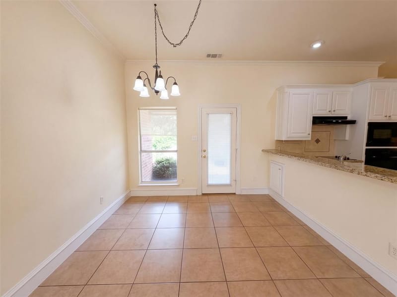 2836 S Lakeview Drive, Cedar Hill TX 75104 - Photo 7