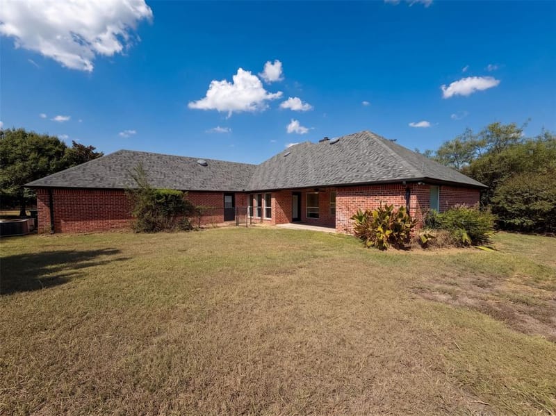 2836 S Lakeview Drive, Cedar Hill TX 75104 - Photo 5