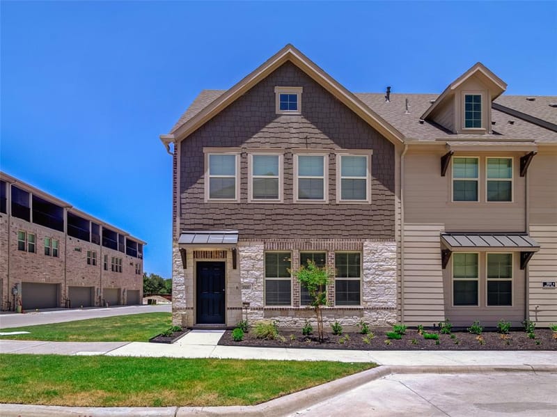 3500 Kingsland Drive, Plano TX 75074 - Photo 2