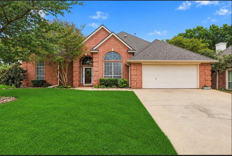 2705 Mimosa Court, Bedford TX 76021