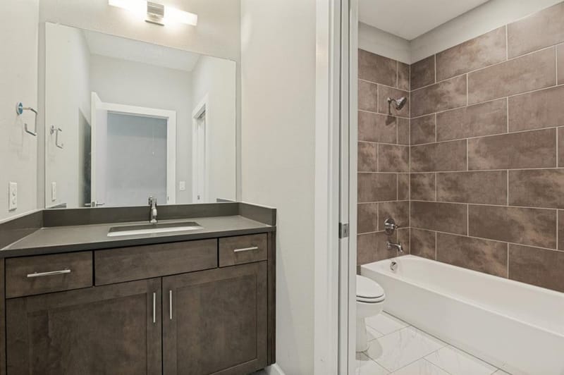 629 Bishop Heights Lane, Dallas TX 75208 - Photo 35
