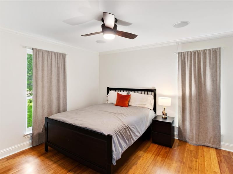 9902 Galway Drive, Dallas TX 75218 - Photo 12
