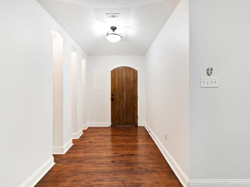 9902 Galway Drive, Dallas TX 75218 - Photo 5
