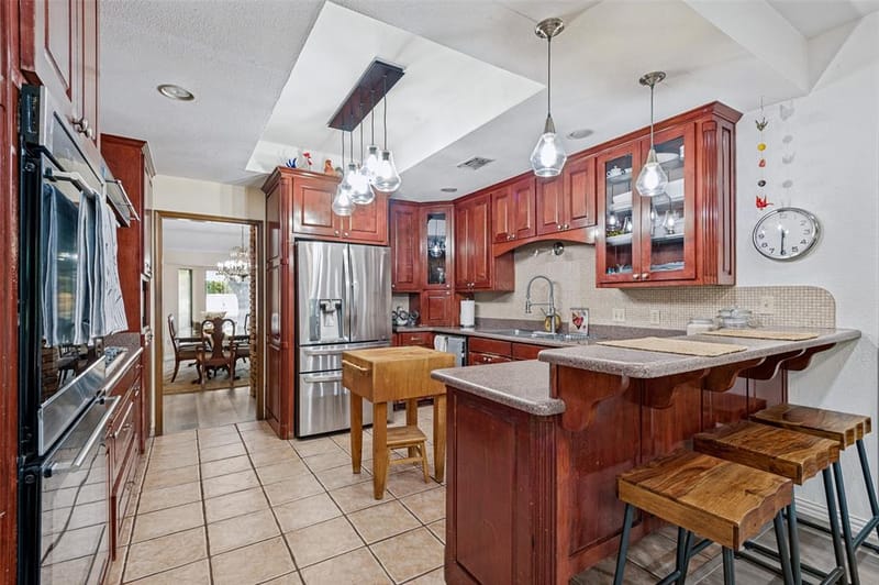 2104 Teakwood Trace, Fort Worth TX 76112 - Photo 18