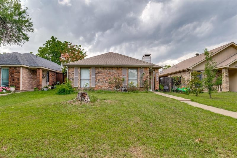 1325 Abbott Drive, Irving TX 75060 - Photo 2