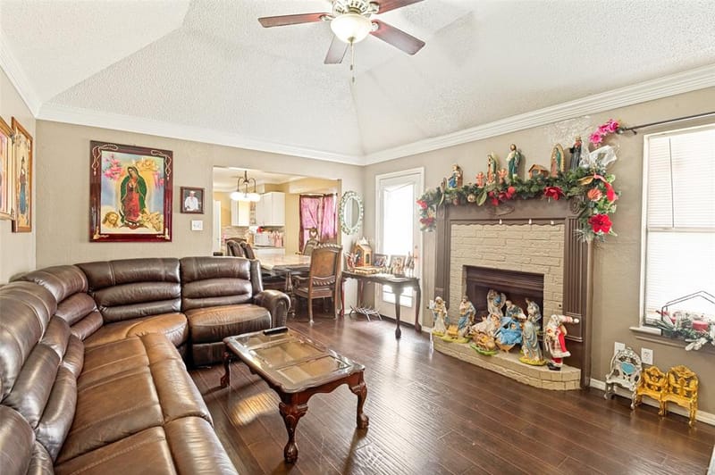 1325 Abbott Drive, Irving TX 75060 - Photo 6