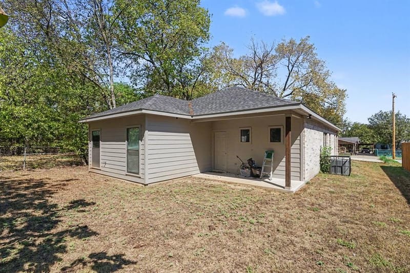 4221 Cardinal Drive, Dallas TX 75216 - Photo 16