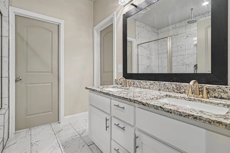 4221 Cardinal Drive, Dallas TX 75216 - Photo 14