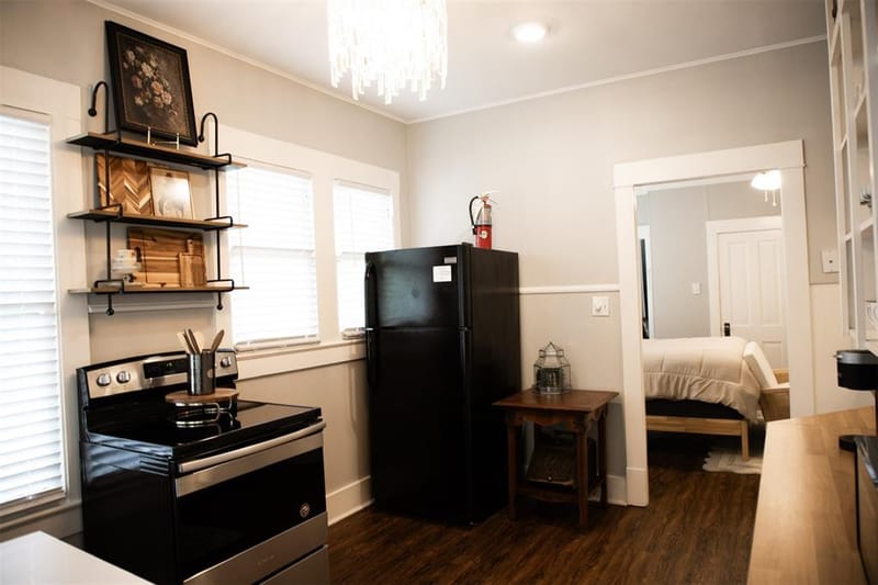 512 N College Street, Waxahachie TX 75165 - Photo 30