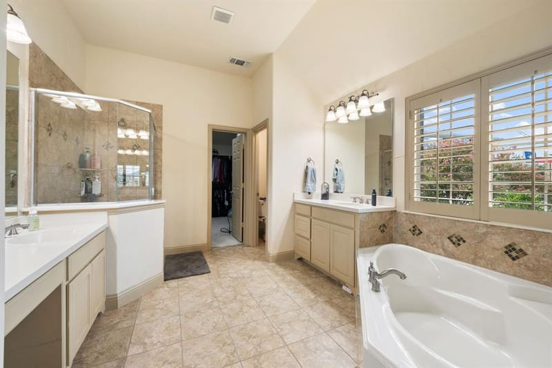 2241 Magic Mantle Drive, Lewisville TX 75056 - Photo 16