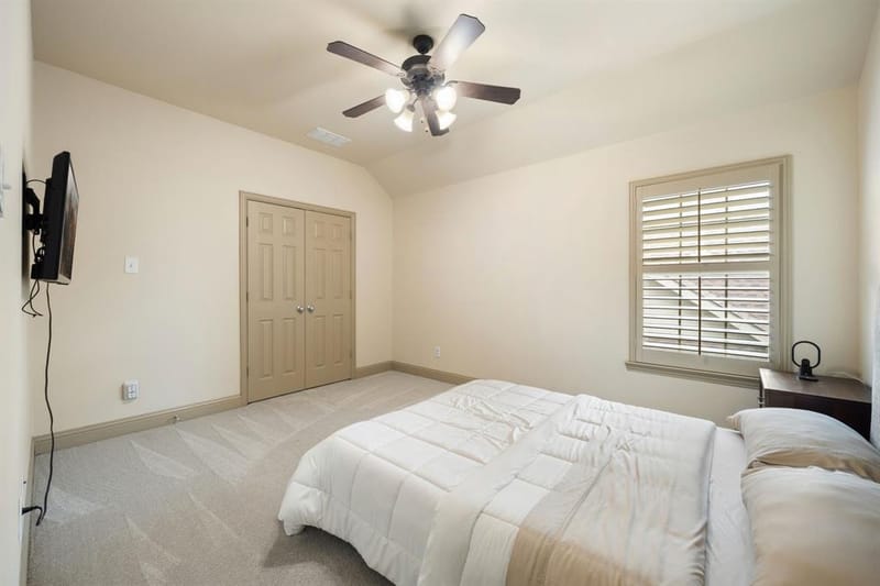 2241 Magic Mantle Drive, Lewisville TX 75056 - Photo 25