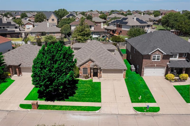 839 Evergreen Lane, Burleson TX 76028 - Photo 32