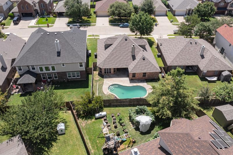 839 Evergreen Lane, Burleson TX 76028 - Photo 34