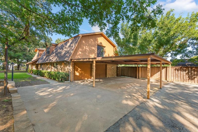 7 Fox Hollow Road, Joshua TX 76058 - Photo 3