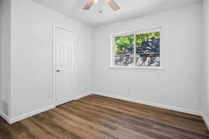 1476 Hampton Road, Grapevine TX 76051 - Photo 16