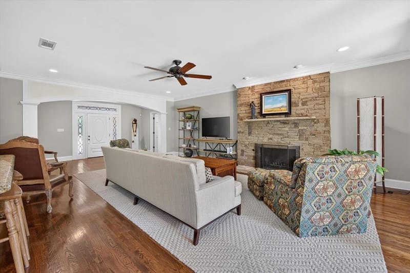 3520 Elm Creek Court, Fort Worth TX 76109 - Photo 6