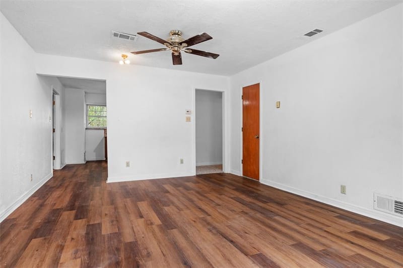 3233 Jane Lane, Haltom City TX 76117 - Photo 13