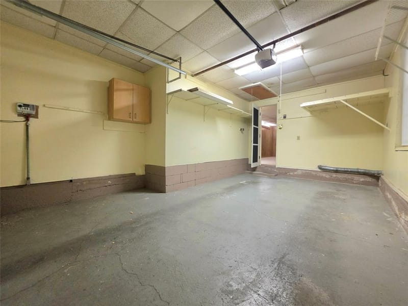 3750 Honeysuckle Avenue, Fort Worth TX 76111 - Photo 28