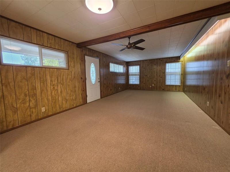 3750 Honeysuckle Avenue, Fort Worth TX 76111 - Photo 5