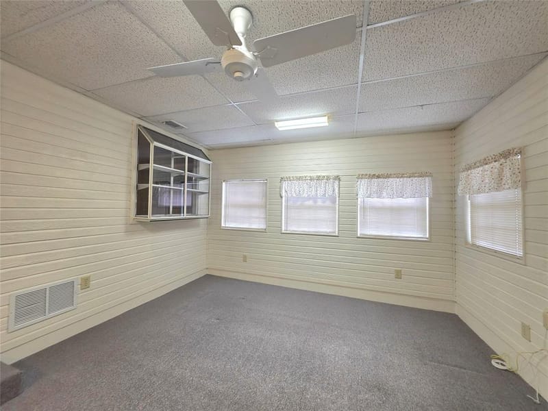 3750 Honeysuckle Avenue, Fort Worth TX 76111 - Photo 19