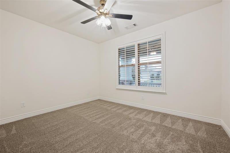 9621 Creekwood Drive, Denton TX 76207 - Photo 15