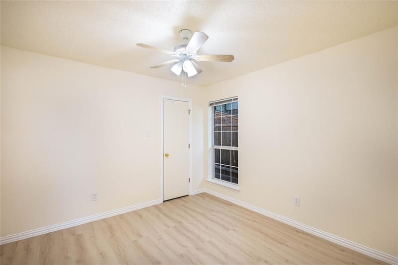 1304 W Mitchell Street, Arlington TX 76013 - Photo 18