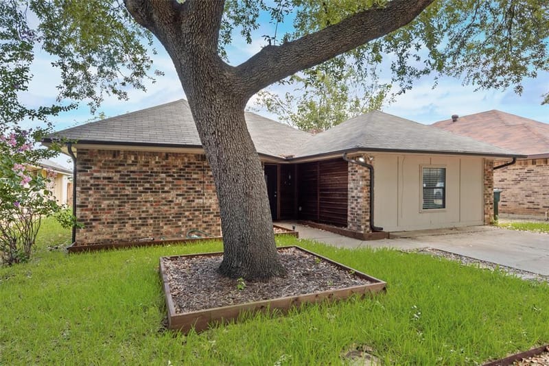 2203 Placid Drive, Carrollton TX 75007