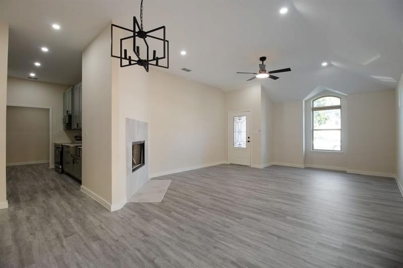 1915 Missouri Avenue, Fort Worth TX 76104 - Photo 22