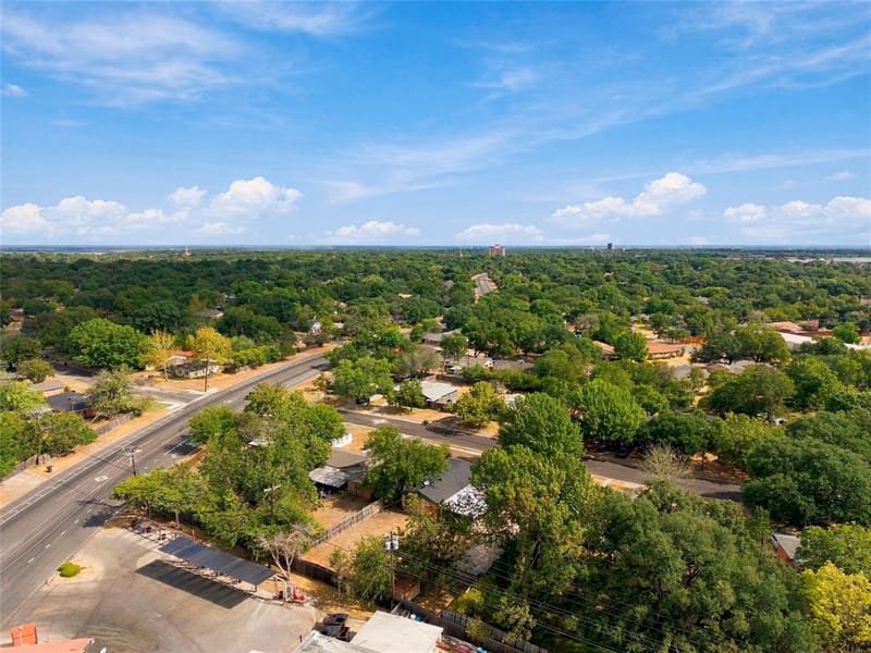 1720 Mountainview Drive, Waco TX 76710 - Photo 38