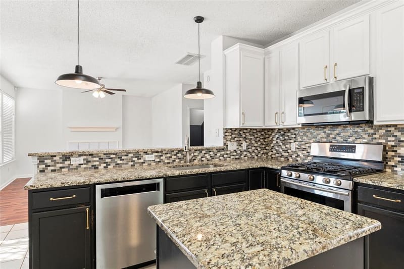 1184 Courtney Lane, Lewisville TX 75077 - Photo 8