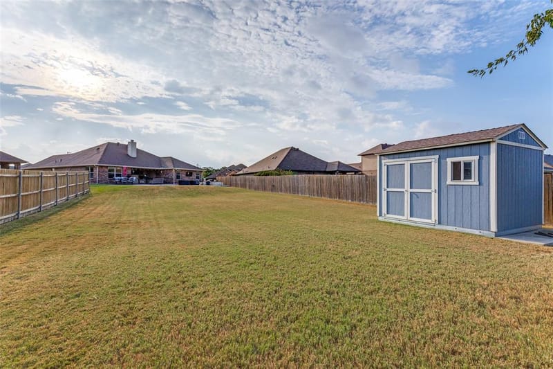 1001 Morningside Drive, Burleson TX 76028 - Photo 38