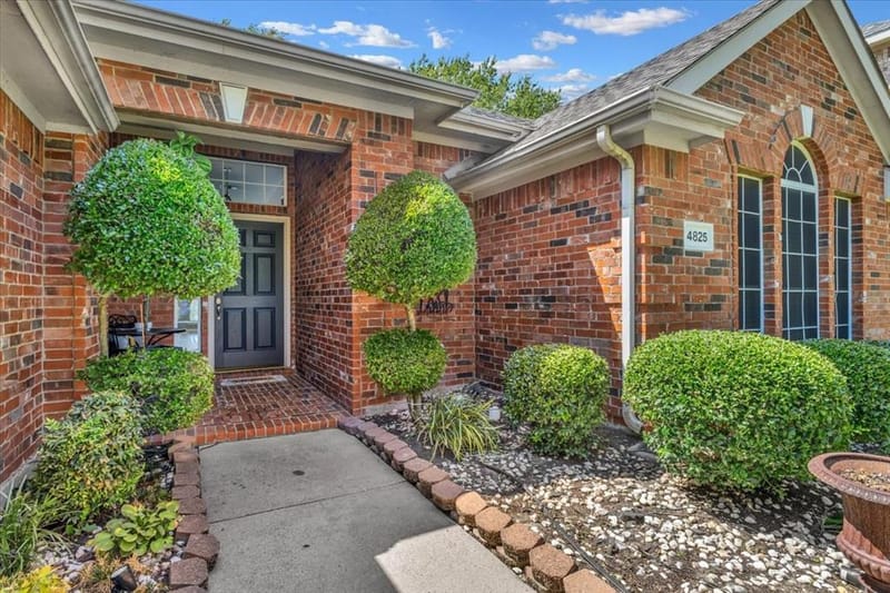 4825 Gloucester Drive, Grand Prairie TX 75052 - Photo 6